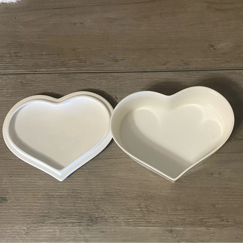 Vintage Garden Delight by Christopher Stuart Heart Shaped Bone China Trinket Box
